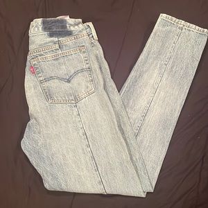 Levi’s altered 501 skinny